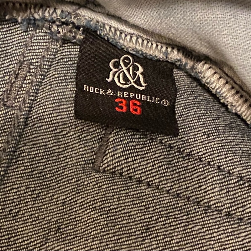 Rock & Republic Jeans Dark Blue 36 NEIL Button Fly Green Pocket Logo - Picture 9 of 13